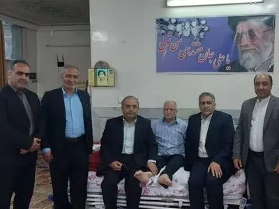 دیدار با جانباز افتخارآفرین ذوب‌آهنی