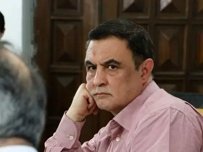 لاریجانی برای کاندیداتوری، شرایط مطلوبی ندارد/ با کاندیداتوری رئیسی، لاریجانی کاندیدا نخواهد شد/ رئیسی و قالیباف قطعاً باهم رقابت نخواهند کرد/اجماع کامل اصولگرایان بر روی رئیسی به معنای رأی‌آوری قطعی نیست