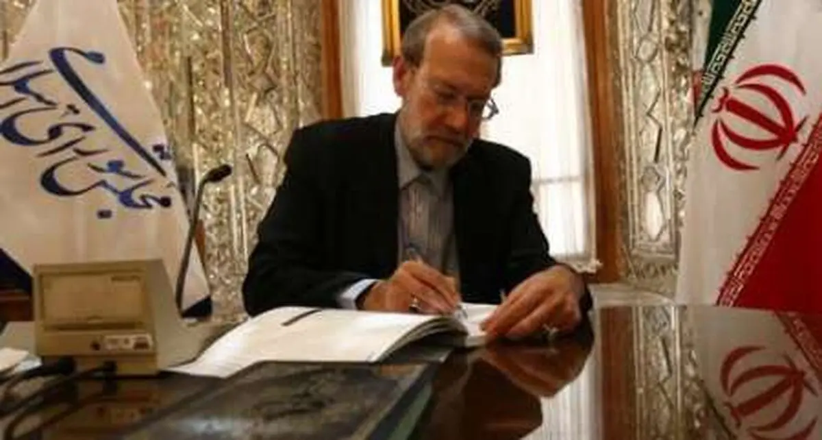 لاریجانی درگذشت مادر قاضی‌زاده هاشمی را تسلیت گفت