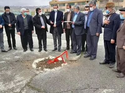 برگزاری آیین کلنگ زنی احداث کارگاه های هنرستانی در منطقه کم برخوردار کرج