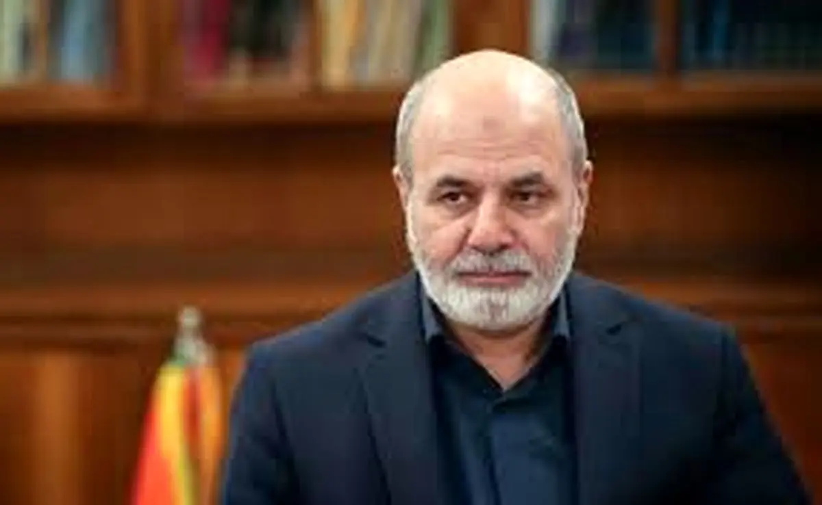 دریادار احمدیان: نزدیک تر بیایید