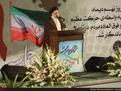 دلیل اقتدار و عزت ایران قهر کردن با آمریکاست