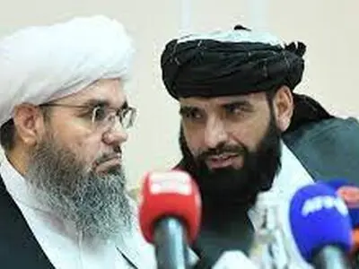 طالبان: شهر ایبک، مرکز سمنگان، سقوط کرد
