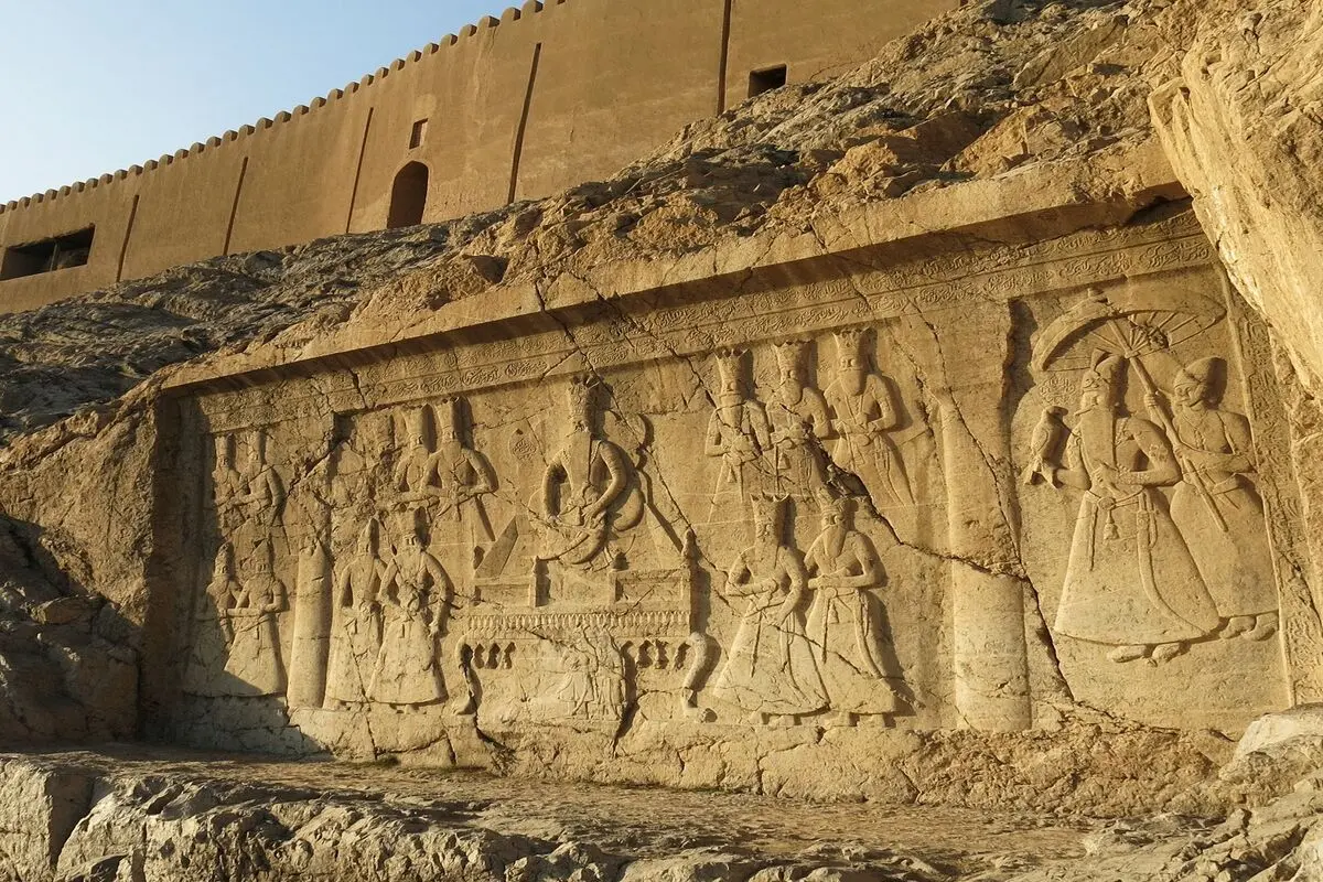 طرح حفاظت تپه‌تاریخی و نقش‌برجسته چشمه‌علی