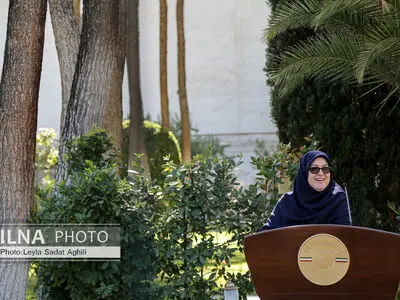 مهاجراني: اعادة فتح السفارة الايرانية يتوقف على اداء حكام سوريا