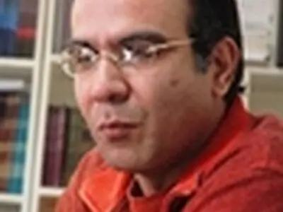 نریمانی از تلاش برای اجرا در سالن اصلی تئاترشهر خبر داد