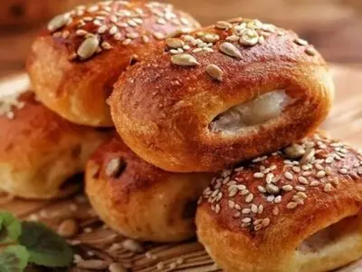 چرا وقتی استرس داریم سراغ خوراکی‌های شیرین می‌رویم؟
