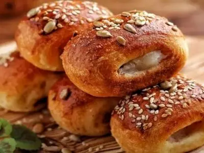 چرا وقتی استرس داریم سراغ خوراکی‌های شیرین می‌رویم؟