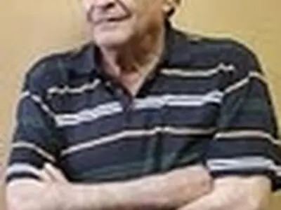 سمندریان معلمی بی‌همتا بود