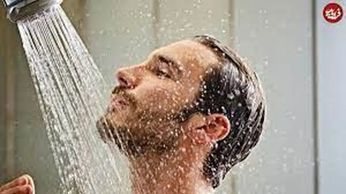 نشانه‌های وجود قارچ و کپک در حمام