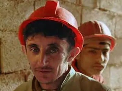 نژادم، سرنوشتم را رقم زد/آرزویم رفتن به مدرسه بود اما....
