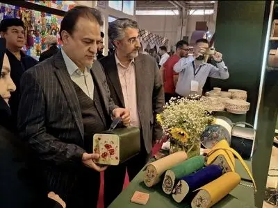 رایزنی برای تسهیل صادرات صنایع‌دستی از البرز