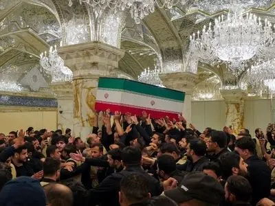 ممثل آية الله السيستاني يؤم غدا صلاة الجنازة على الجثمان الطاهر للامام الشهيد