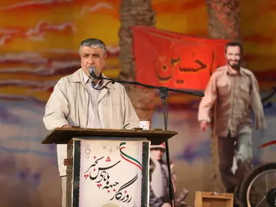 برگزاری سی و هفتمین سالگرد شهادت حسین خرازی و تدفین دو شهید گمنام در دارخوین