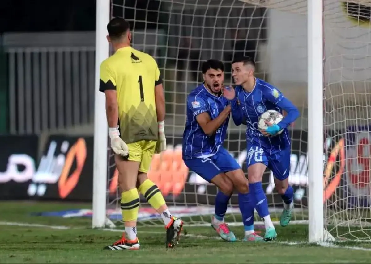 شادی جنجالی یاسر آسانی پس از گل تساوی استقلال