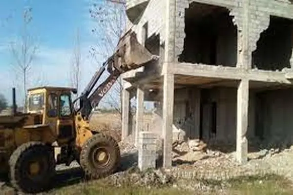 تخریب ۲۸۵ مورد ساخت و ساز غیرمجاز در همدان 