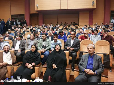  همایش تجلیل از کارگران و کارآفرینان نمونه شهرک صنعتی شمس‌آباد