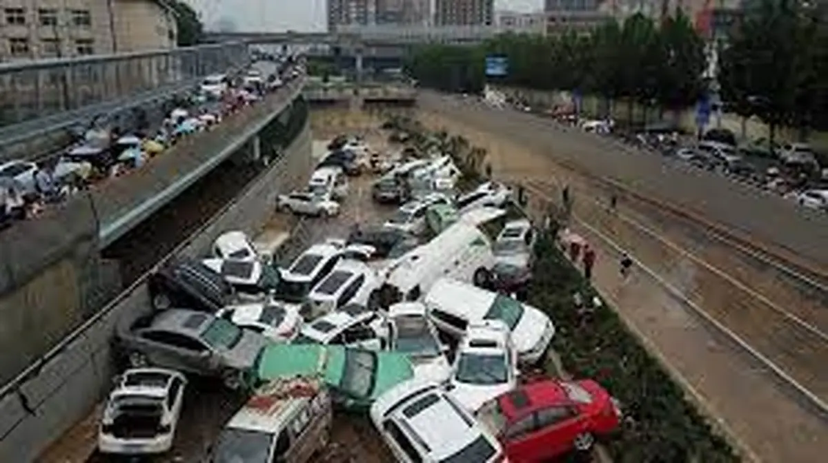 جان باختن ۱۱ تن در پی وقوع سیل در منطقه پکن