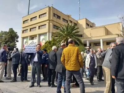 درخواست کارگران بازنشسته مخابرات راه دور: مطالباتمان پیگیری شود  