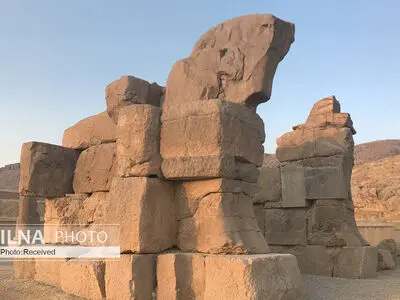 دروازه ناتمام اردشیر سوم قرار بود بزرگترین بنای تخت جمشید باشد/ کتیبه ایلامی بیستون بعداز صد سال رخ نشان داد