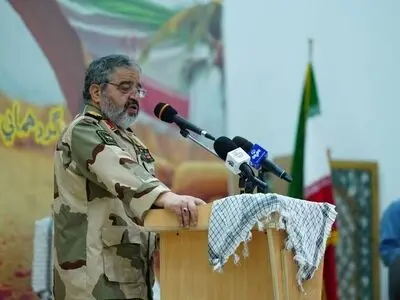 دشمن با هدف قرار دادن هویت زن به دنبال تخریب خانواده است
