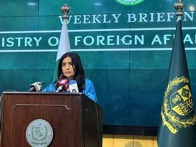 پاکستان سفیر خود را از ایران فراخواند