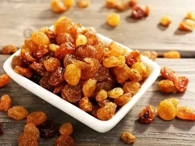 خواص حیرت انگیز کشمش برای سم زدایی کبد