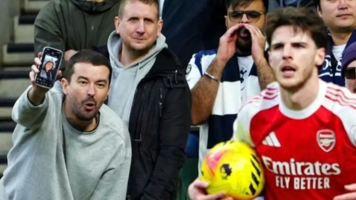 هوادار تاتنهام با عکس همسر دکلان رایس او را مسخره کرد!