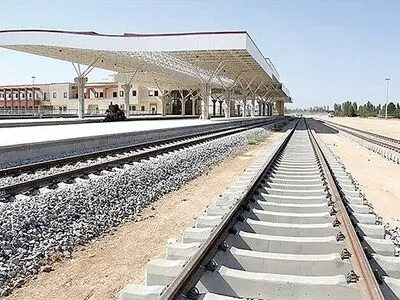 Iran opens major railway link between Yazd, Fars provinces