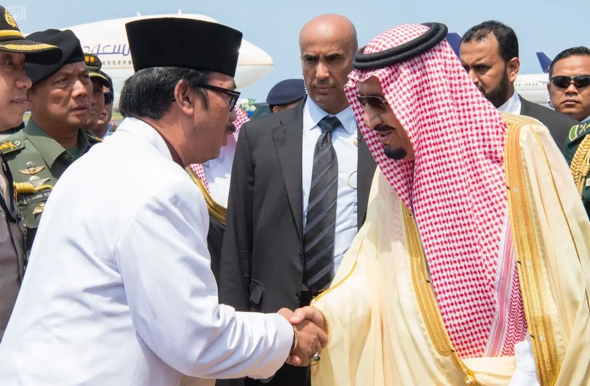 ملک سلمان اندونزی را به مقصد ژاپن ترک کرد