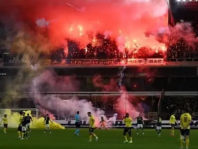 خشم هواداران فنرباغچه در اسکاتلند/ روی بد فوتبال!