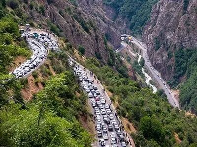 ترافیک سنگین در جاده چالوس، تهران ـ شمال و هراز