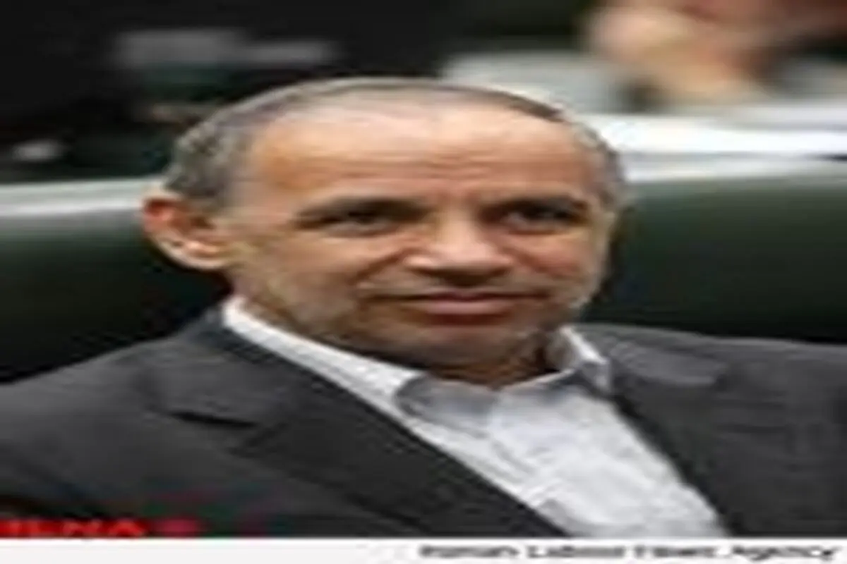 باید شکاف توسعه استان با کشور ترمیم شود