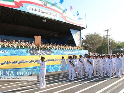 آغاز رژه اقتدار خلیج‌فارس در بندرعباس آغاز شد