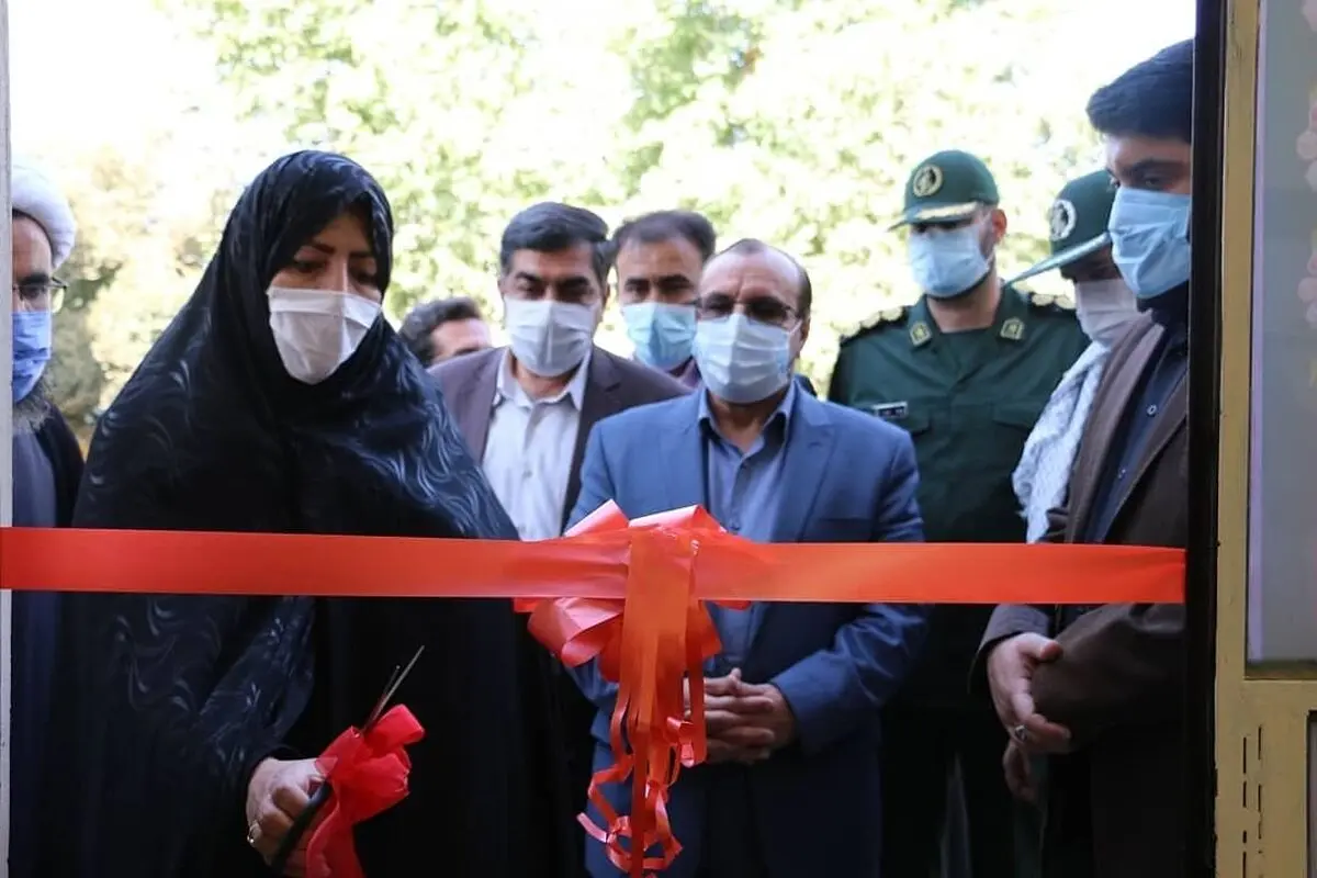 لزوم تحقق علاقه‌مندی به کتاب در بین جوانان/ آگاهی عنصر اساسی در هر جنبش و فعالیت است