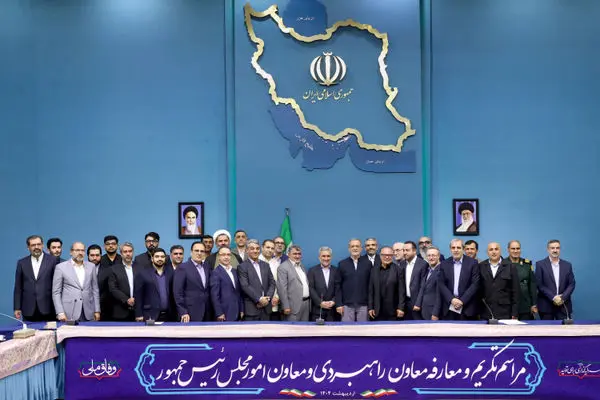 برخی زمین و زمان را بهم ریخته و اصرار داشتند که ظریف نباید در معاونت راهبردی باقی بماند