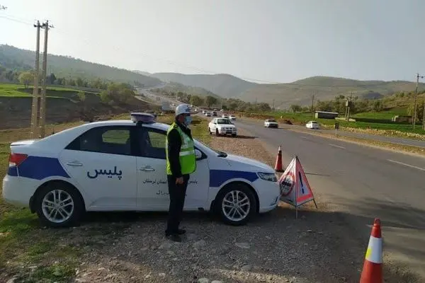 بارش باران و لغزندگی جاده در لرستان