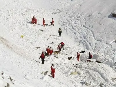 گرفتار شدن ۱۴ کوهنورد در کوهستان های سردشت