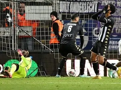  شکست خانگی شارلوا برابر اندرلشت 