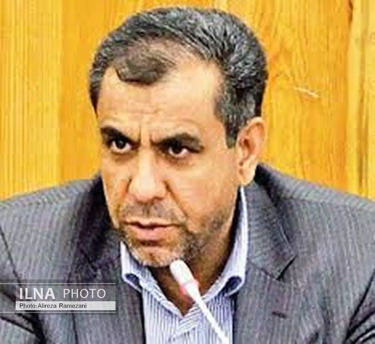 مشکل صدور اسناد مالکیت واحدهای تجاری را حل کنید