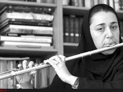 معلم‌هایی که شاگردانشان در جشنواره‌ها مقام می‌آورند در هنرستان‌ها تحقیر می‌شوند/جوان‌های ایرانی از رقابت می‌ترسند