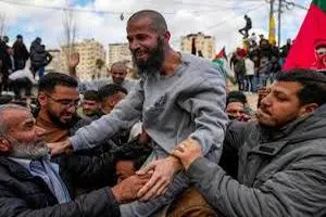 اسرای فلسطینی با یک بیماری واگیردار بازگشتند +عکس