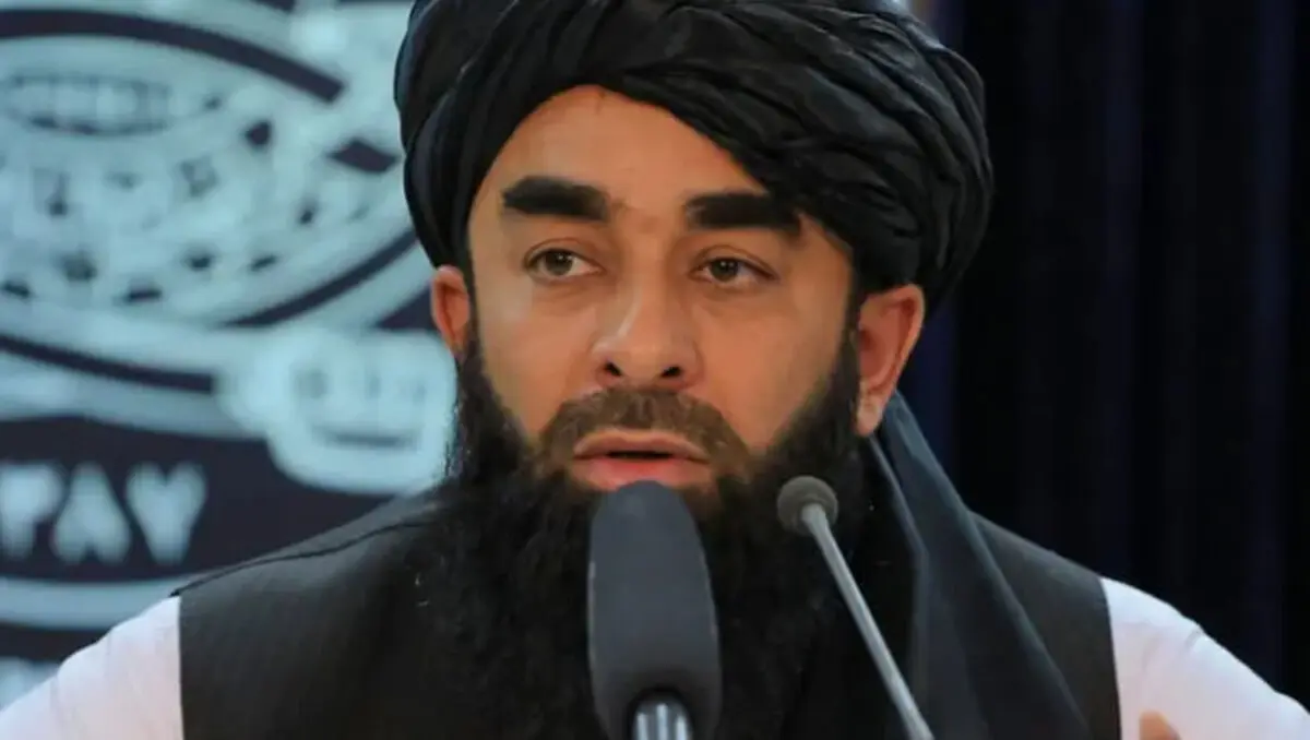 خاک‌ خود را به بیگانگان نمی‌دهیم