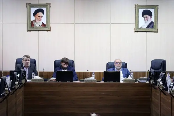 تناسبی شدن انتخابات در تهران مغایر با سیاست‌های کلی و دارای ابهام است