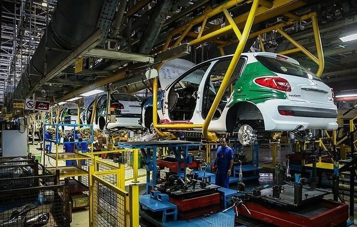 مخالفت وزارت صمت با افزایش قیمت محصولات ایران خودرو/ منطبق با مقررات نیست