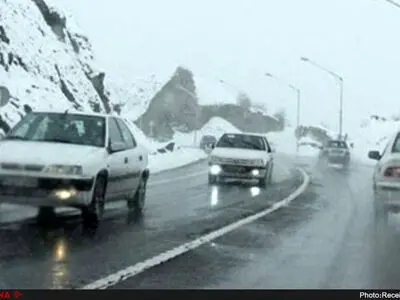 توصیه‌های لازم به رانندگان محورهای کوهستانی؛ لزوم استفاده از زنجیر چرخ و تجهیزات زمستانی