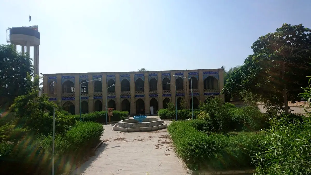 ورود دادگستری استان هرمزگان برای تعیین تکلیف بنای تاریخی عمارت کلاه فرنگی
