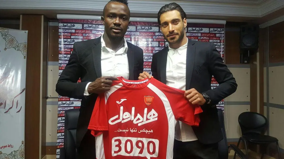 پایان شایعات در مورد محرومیت نقل و انتقالاتی پرسپولیس + عکس