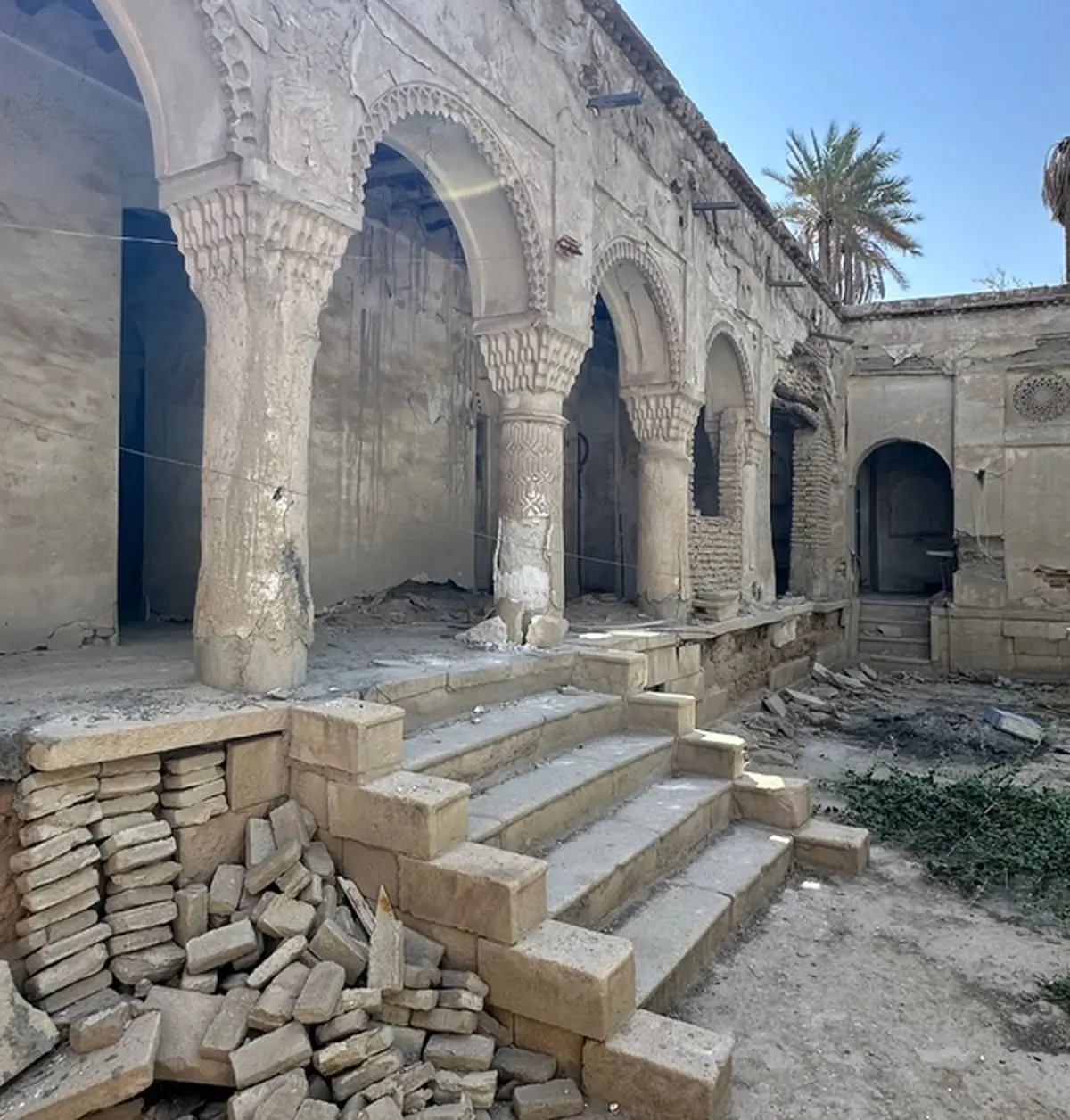 تنها ۱۰ خانه از ۵۰ خانه تاریخی در بافت تاریخی لار ثبت ملی شدهاند