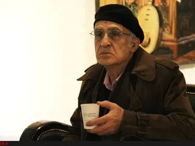 رشد آهنگ قیمت آثار منوچهر نیازی در حراجی تهران/زمانی فقط من و سهراب روی تنه‌ی درخت کار می‌کردیم 